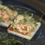 Potatistoast med kallrökt lax