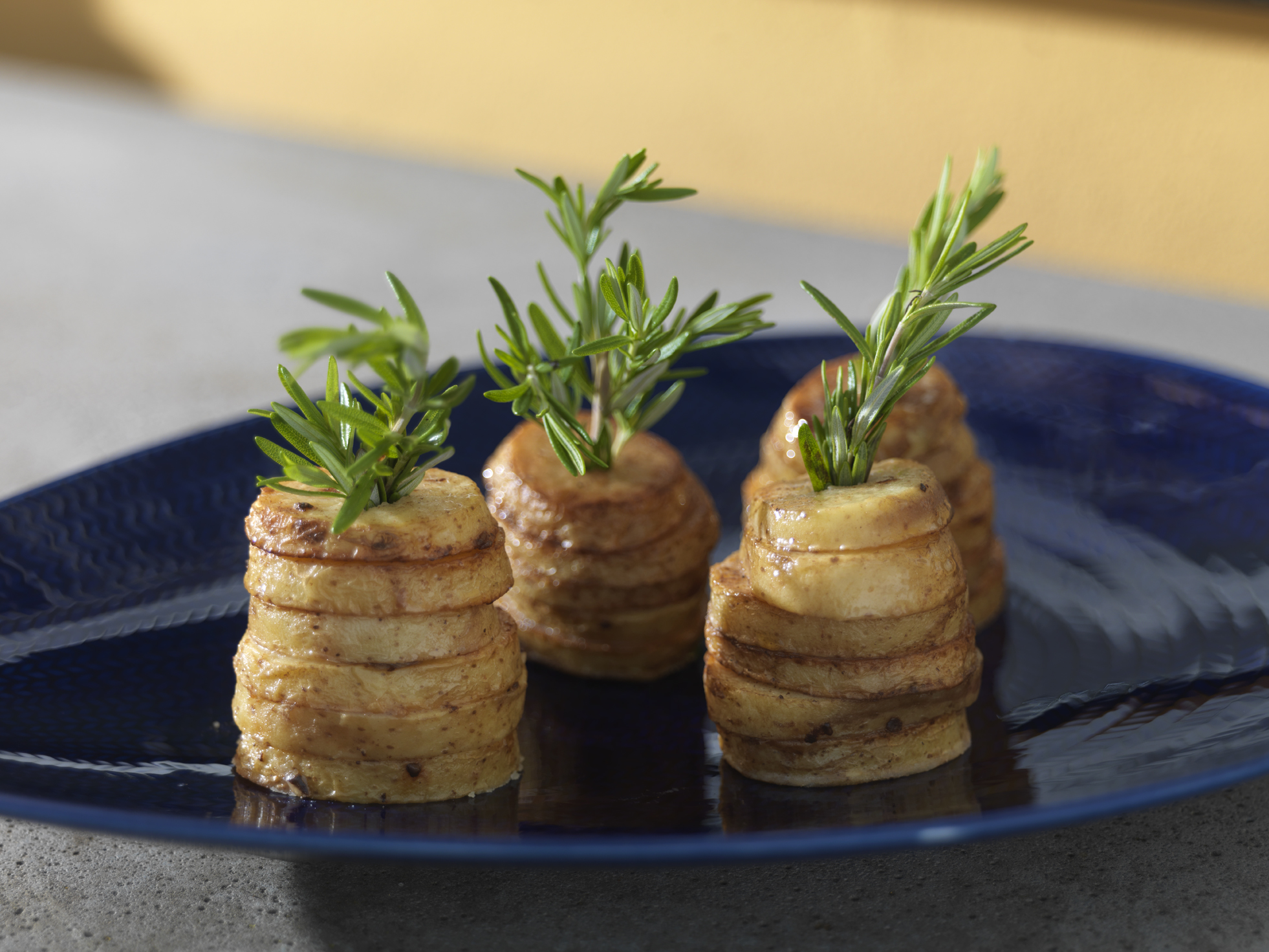 Potatiscylinder med rosmarin